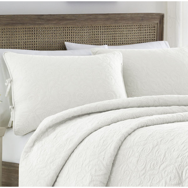 Felicity 100% Cotton Reversible Quilt Set by Laura